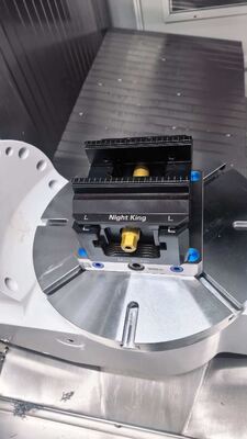 Reverse Clamping Range 78-254mm 5 Axis Vise Black Jaw Opening 80 Mm CNC Milling Machine Workholding Clamp Tool Holder