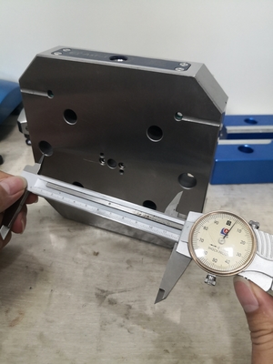 Manual 4.0Kg Zero Point Clamping 52mm CNC Milling Table Clamps