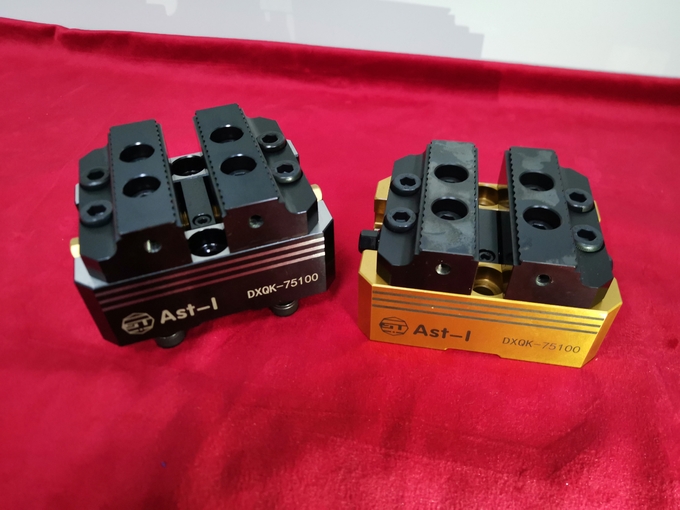 Gripper Teeth Axis Fixtures 77mm Dovetail Fixture CNC For 5 Axis Riser